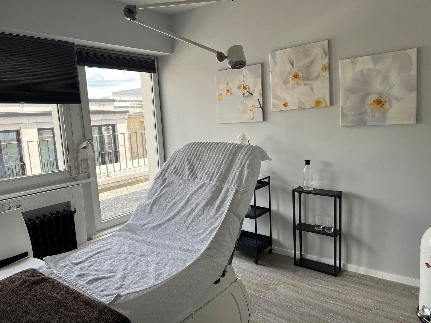 Prenájom kancelárie 115 m², Schadowstrasse 74, Düsseldorf, Severné Porýnie - Westfálsko Prenájom kancelárie 115 m², Schadowstrasse 74, Düsseldorf, Severné Porýnie - Westfálsko