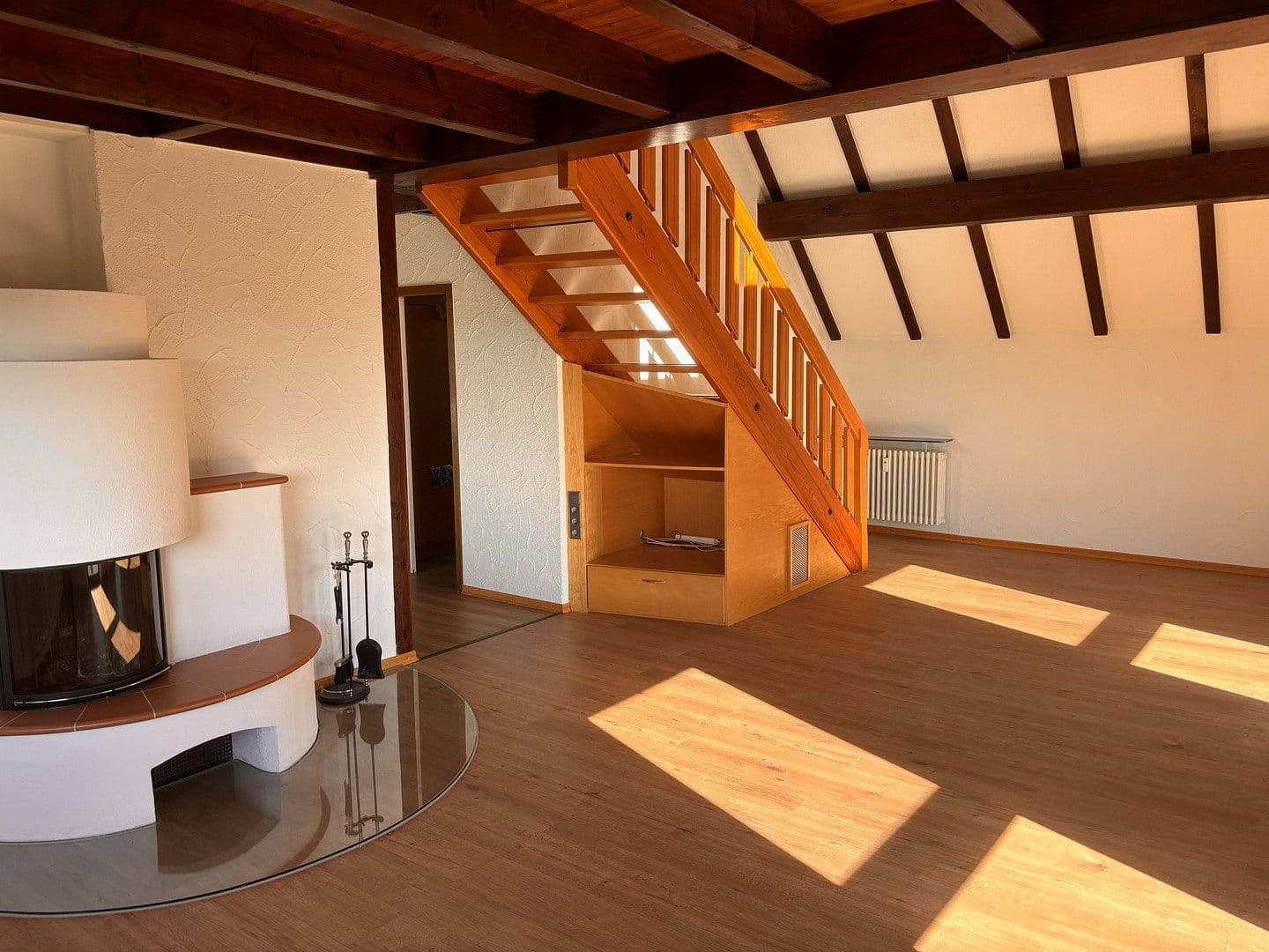 Prenájom bytu 5-izbový 196 m², Baden-Baden, Bádensko-Wurttembersko Prenájom bytu 5-izbový 196 m², Baden-Baden, Bádensko-Wurttembersko