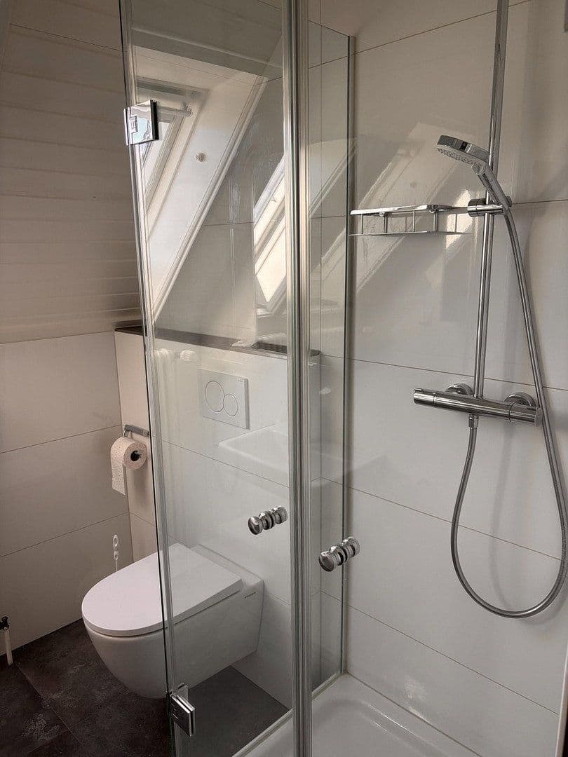 Prenájom bytu 5-izbový 196 m², Baden-Baden, Bádensko-Wurttembersko Prenájom bytu 5-izbový 196 m², Baden-Baden, Bádensko-Wurttembersko