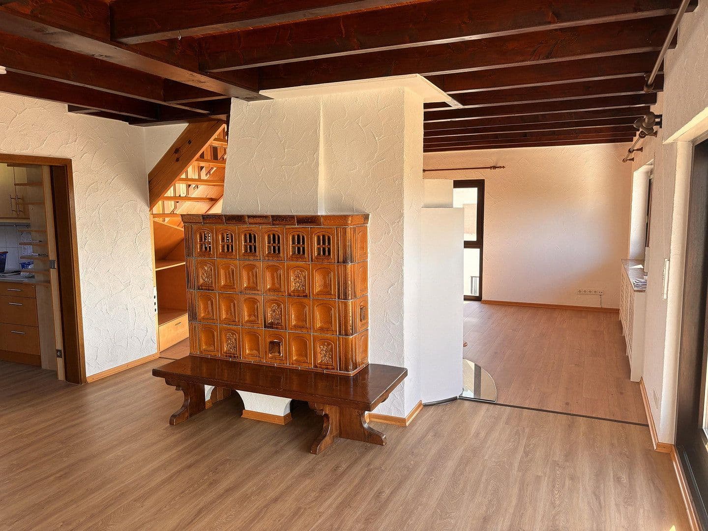 Prenájom bytu 5-izbový 196 m², Baden-Baden, Bádensko-Wurttembersko Prenájom bytu 5-izbový 196 m², Baden-Baden, Bádensko-Wurttembersko