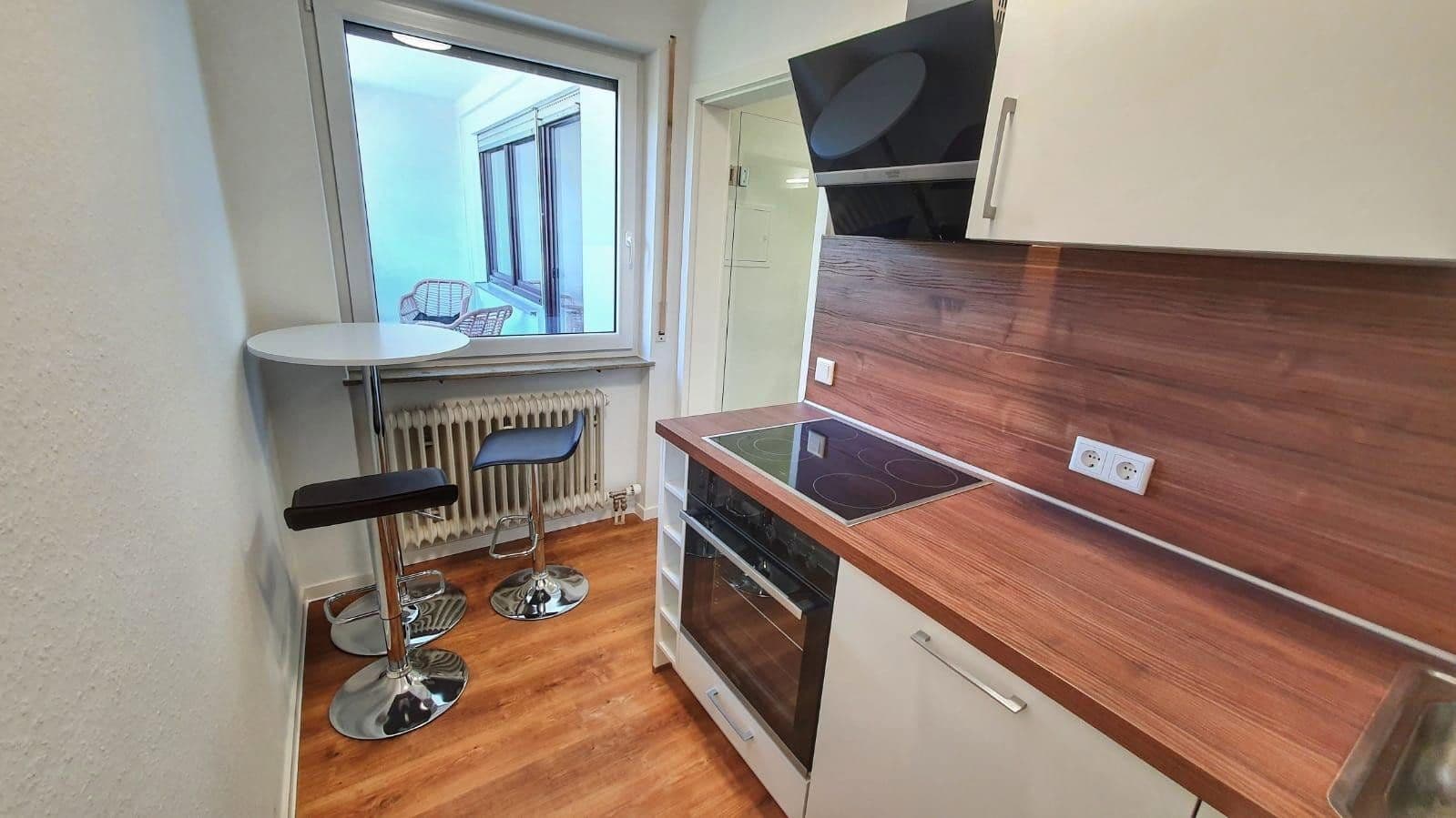 Prenájom bytu 1-izbový 40 m², Stuttgarter Straße 23, Leonberg, Bádensko-Wurttembersko Prenájom bytu 1-izbový 40 m², Stuttgarter Straße 23, Leonberg, Bádensko-Wurttembersko