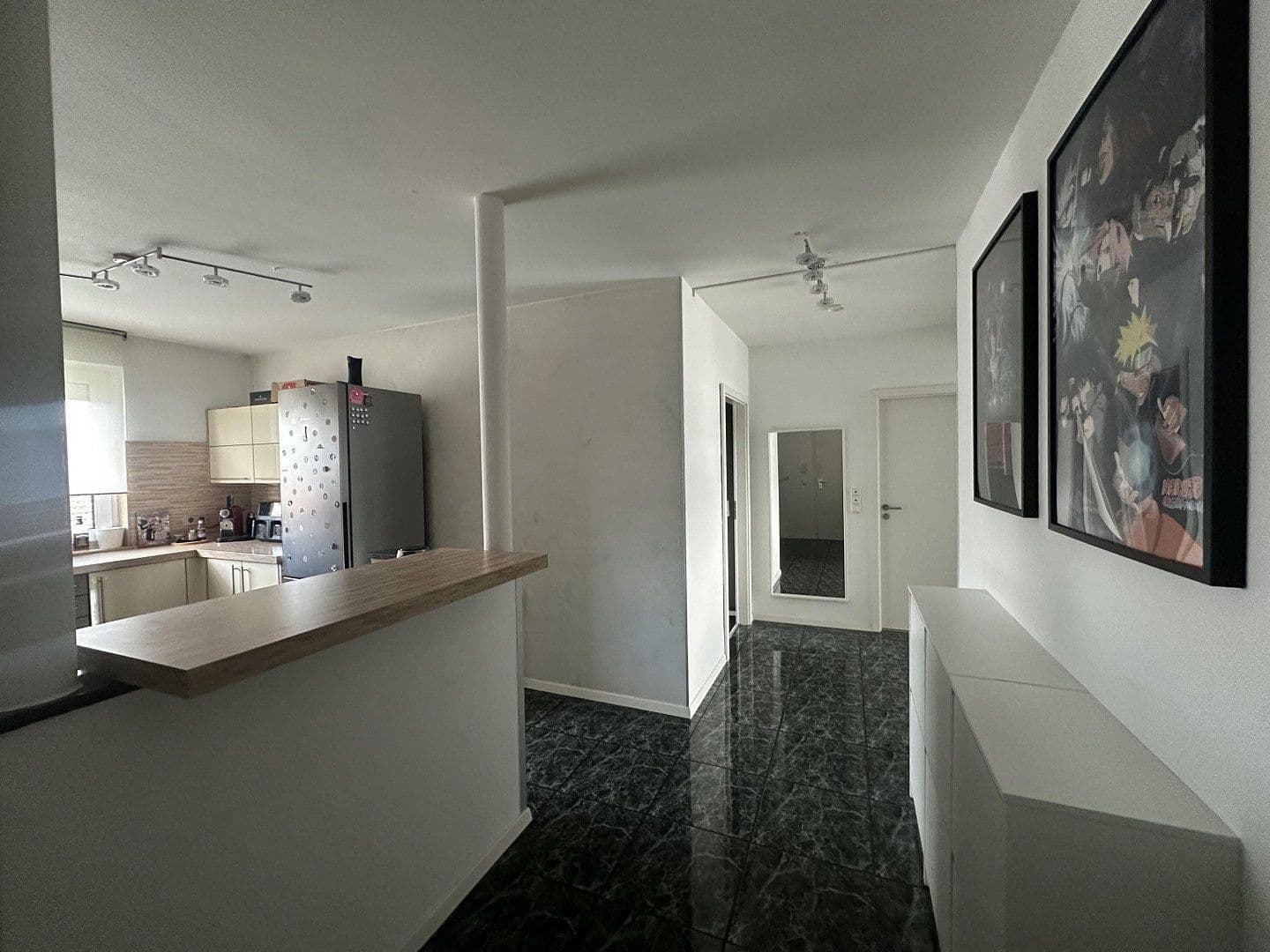 Prenájom bytu 4-izbový 108 m², Ludwigshafen, Porýnie-Falcko Prenájom bytu 4-izbový 108 m², Ludwigshafen, Porýnie-Falcko