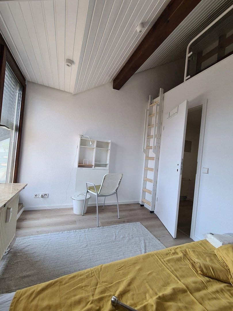 Prenájom bytu 2-izbový 53 m², Leinfelden-Echterdingen, Bádensko-Wurttembersko Prenájom bytu 2-izbový 53 m², Leinfelden-Echterdingen, Bádensko-Wurttembersko