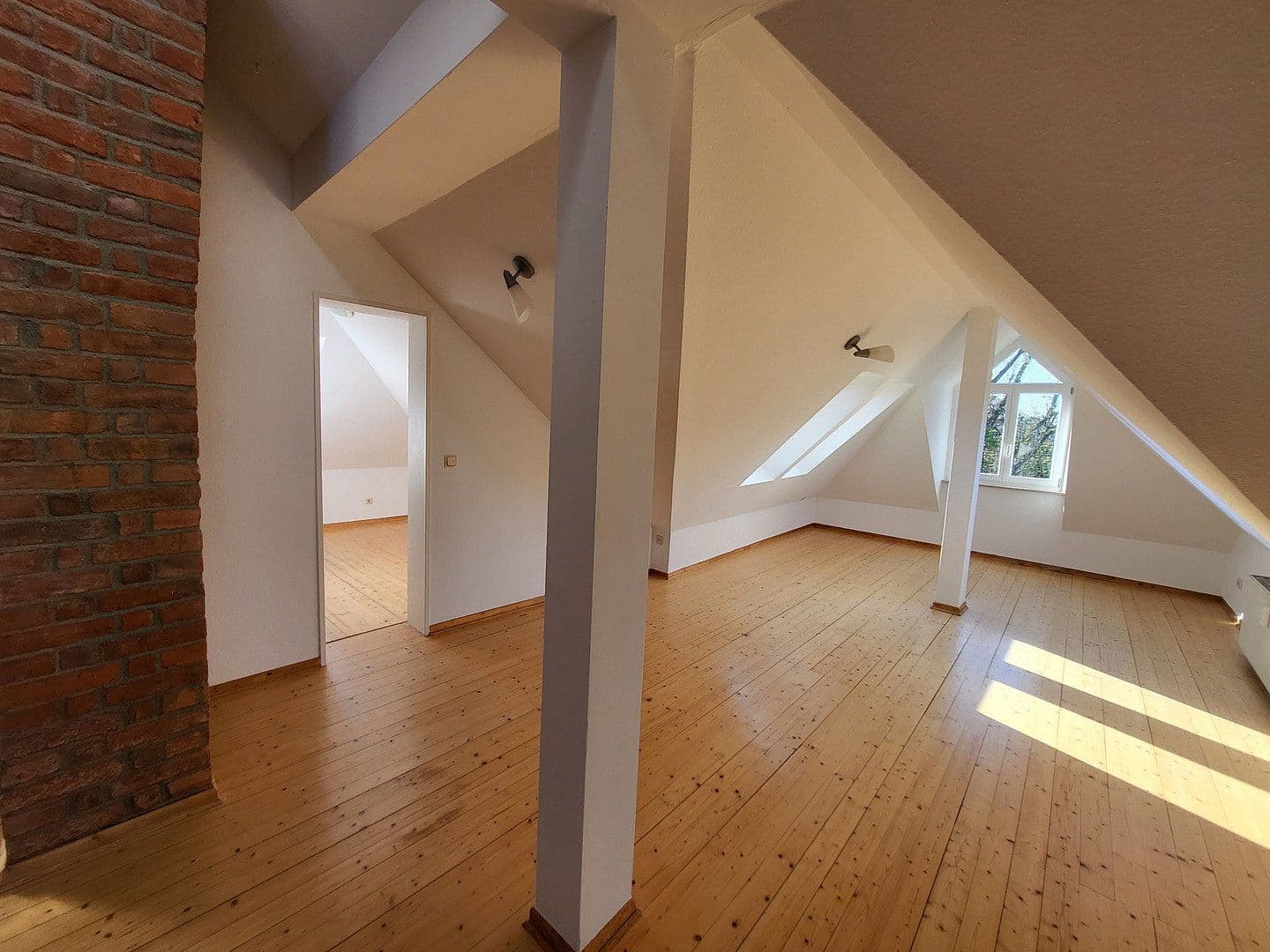 Prenájom bytu 3-izbový 1 m², Baurat-Gerber-Straße 18, Göttingen, Dolné Sasko Prenájom bytu 3-izbový 1 m², Baurat-Gerber-Straße 18, Göttingen, Dolné Sasko