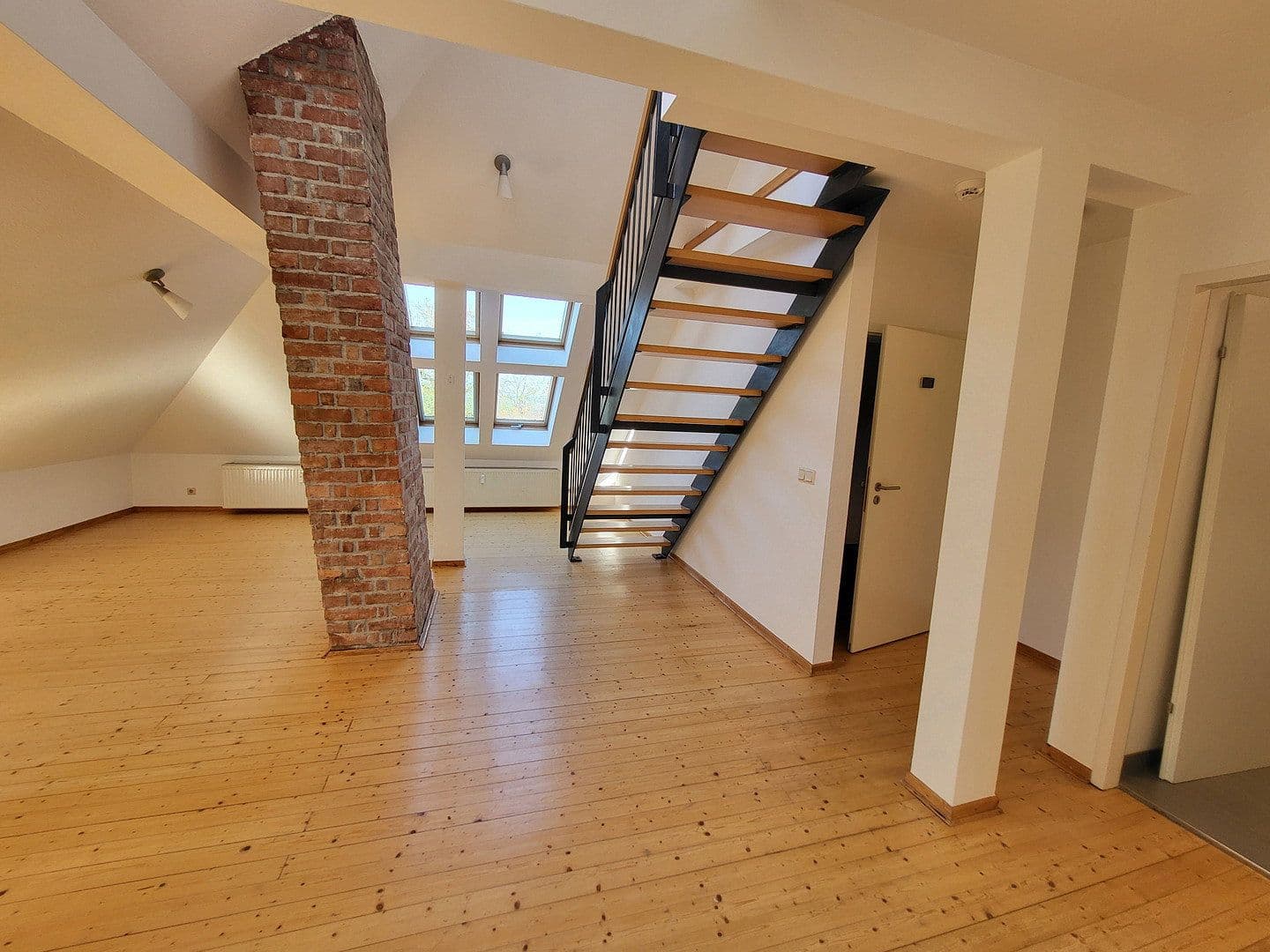 Prenájom bytu 3-izbový 1 m², Baurat-Gerber-Straße 18, Göttingen, Dolné Sasko Prenájom bytu 3-izbový 1 m², Baurat-Gerber-Straße 18, Göttingen, Dolné Sasko