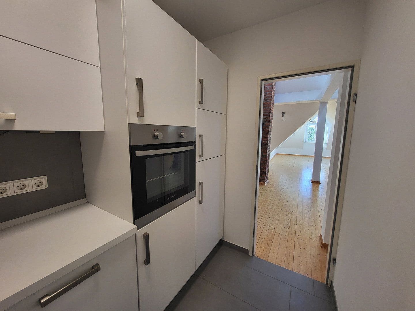Prenájom bytu 3-izbový 1 m², Baurat-Gerber-Straße 18, Göttingen, Dolné Sasko Prenájom bytu 3-izbový 1 m², Baurat-Gerber-Straße 18, Göttingen, Dolné Sasko