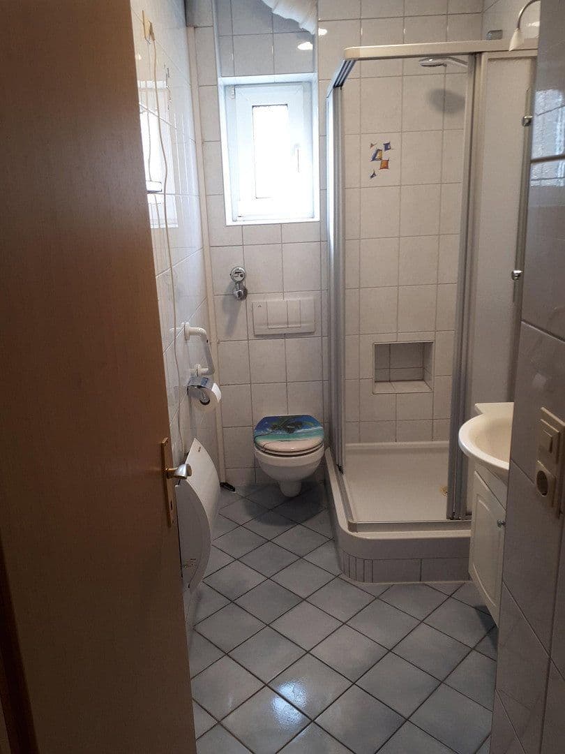 Prenájom bytu 3-izbový 63 m², Oberndorf am Neckar, Bádensko-Wurttembersko Prenájom bytu 3-izbový 63 m², Oberndorf am Neckar, Bádensko-Wurttembersko
