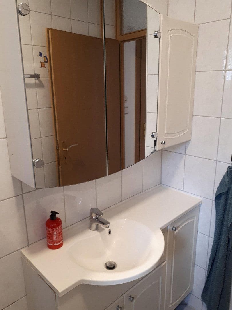 Prenájom bytu 3-izbový 63 m², Oberndorf am Neckar, Bádensko-Wurttembersko Prenájom bytu 3-izbový 63 m², Oberndorf am Neckar, Bádensko-Wurttembersko