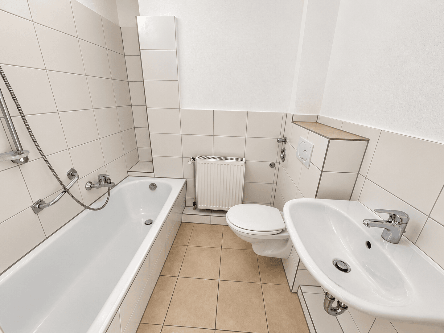 Prenájom bytu 3-izbový 60 m², Altenbekener Str. 13, Hildesheim, Dolné Sasko Prenájom bytu 3-izbový 60 m², Altenbekener Str. 13, Hildesheim, Dolné Sasko