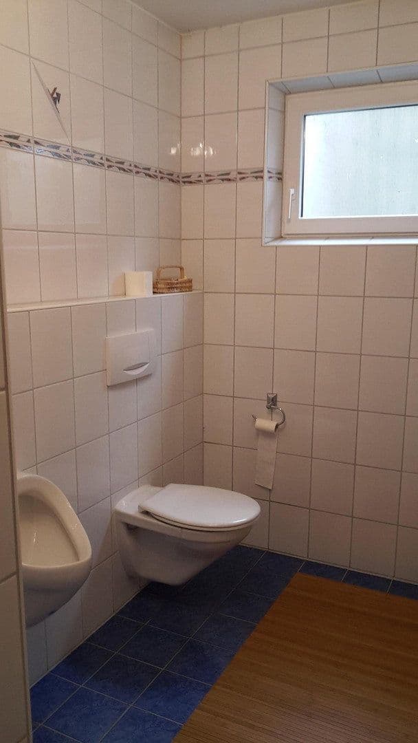 Prenájom bytu 1-izbový 65 m², Bühl, Bádensko-Wurttembersko Prenájom bytu 1-izbový 65 m², Bühl, Bádensko-Wurttembersko