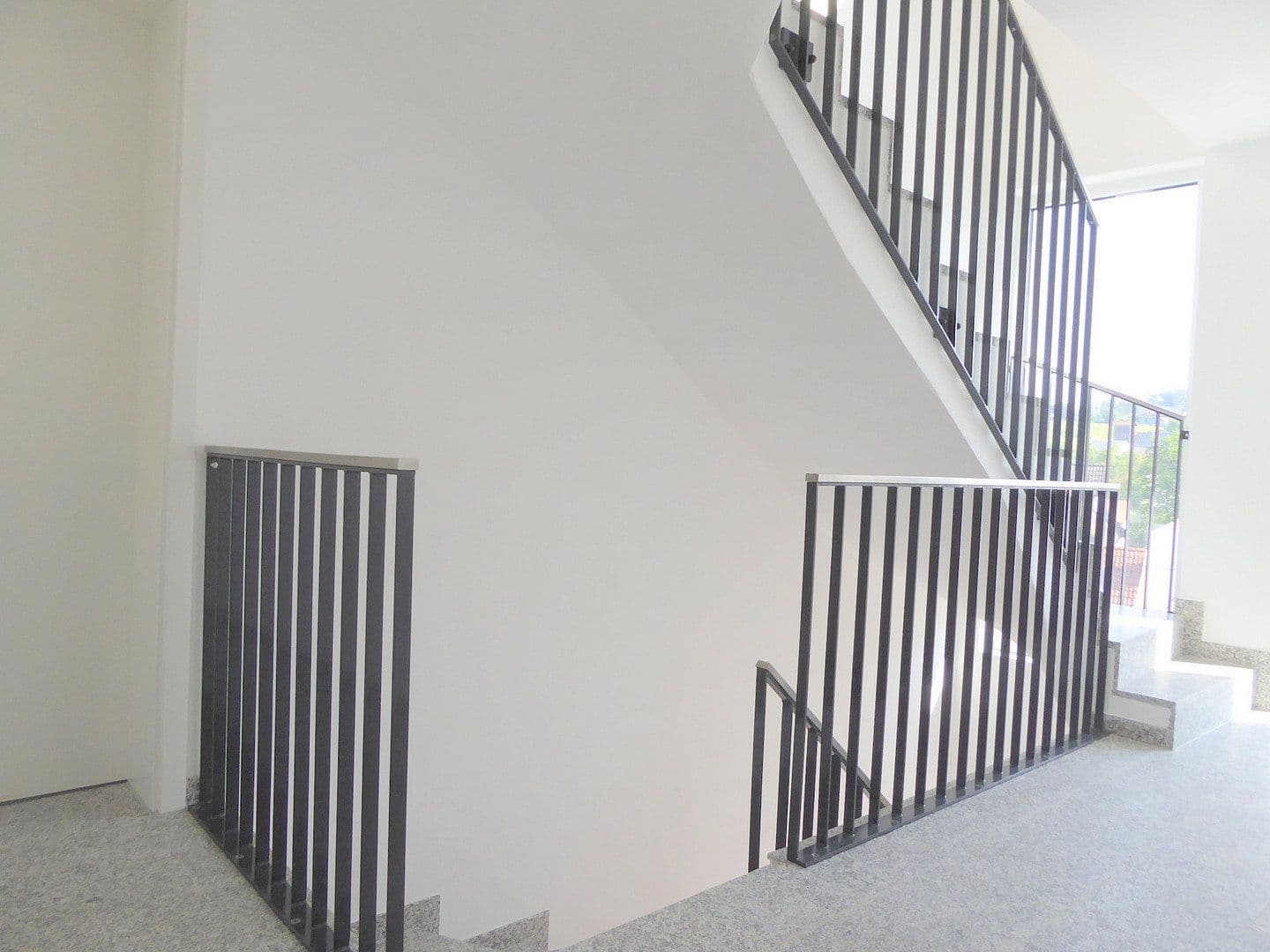 Prenájom bytu 4-izbový 118 m², Hamppstraße 7b, Au in der Hallertau, Bavorsko Prenájom bytu 4-izbový 118 m², Hamppstraße 7b, Au in der Hallertau, Bavorsko