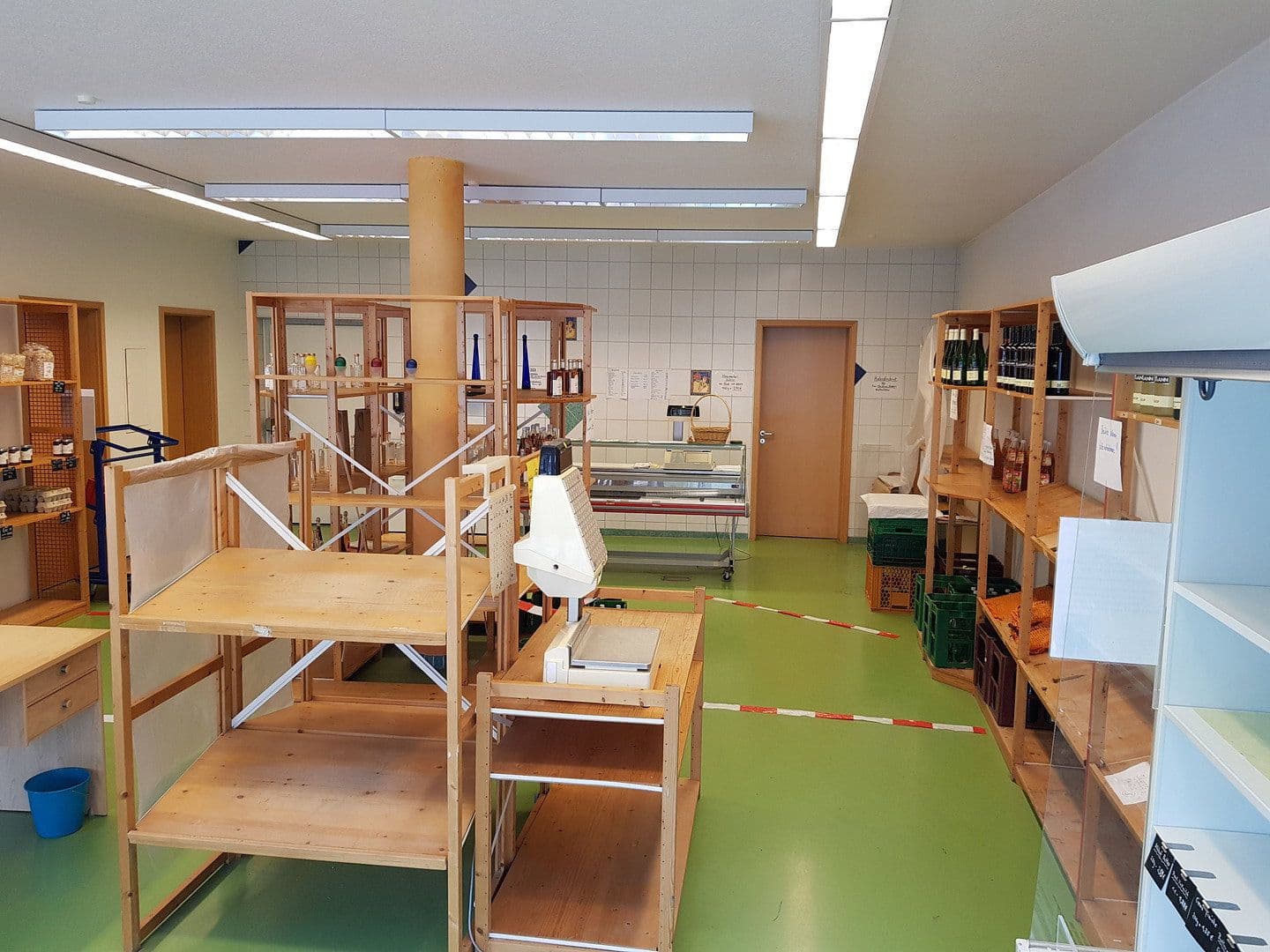 Prenájom nebytového priestoru 105 m², Bachstrasse 29, Altbach, Bádensko-Wurttembersko Prenájom nebytového priestoru 105 m², Bachstrasse 29, Altbach, Bádensko-Wurttembersko