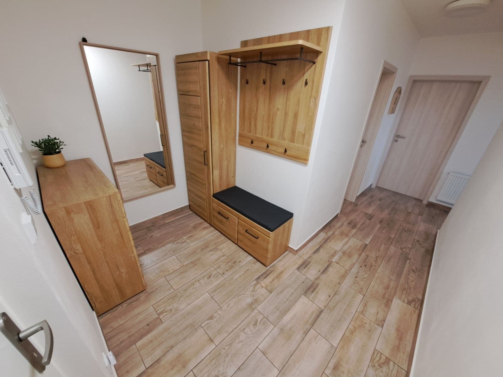 Prenájom bytu 3-izbový 76 m², Želetická, Praha, Praha Prenájom bytu 3-izbový 76 m², Želetická, Praha, Praha