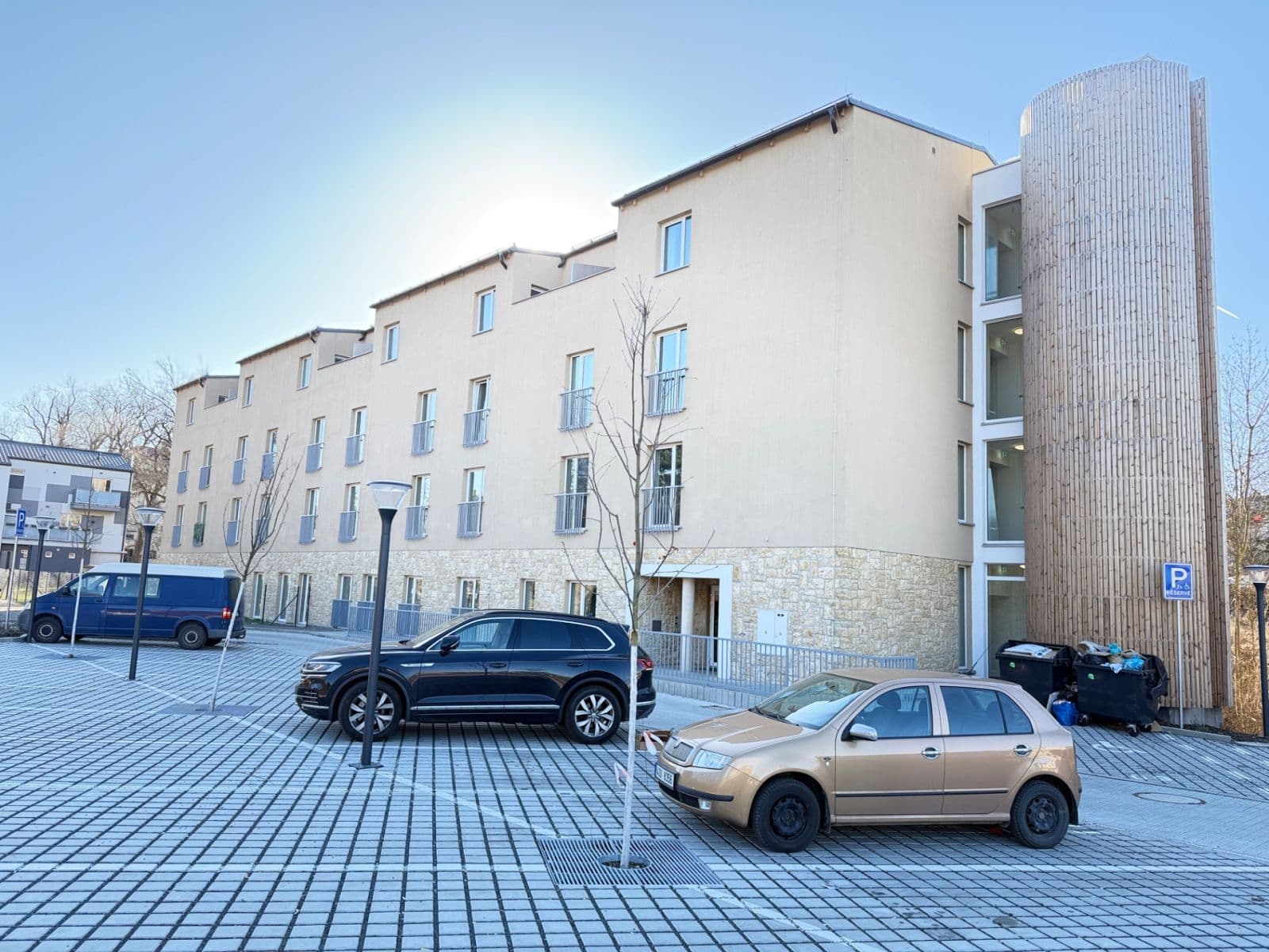 Predaj garáže 4 m², V Kněžívce, Tuchoměřice, Středočeský kraj Predaj garáže 4 m², V Kněžívce, Tuchoměřice, Středočeský kraj