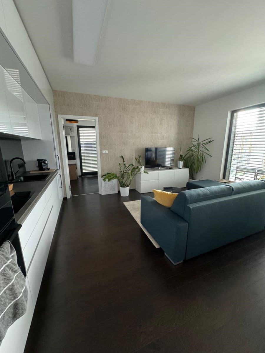 Prenájom bytu 2-izbový 56 m², Sokolova, Praha, Praha Prenájom bytu 2-izbový 56 m², Sokolova, Praha, Praha