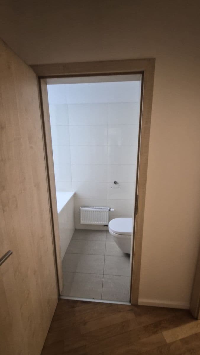 Prenájom bytu 4-izbový 82 m², Husova, Brno, Jihomoravský kraj Prenájom bytu 4-izbový 82 m², Husova, Brno, Jihomoravský kraj