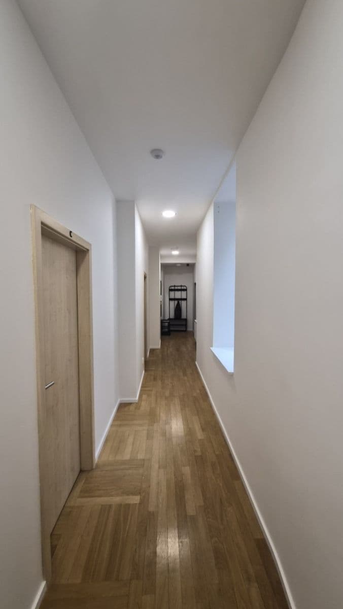 Prenájom bytu 4-izbový 82 m², Husova, Brno, Jihomoravský kraj Prenájom bytu 4-izbový 82 m², Husova, Brno, Jihomoravský kraj