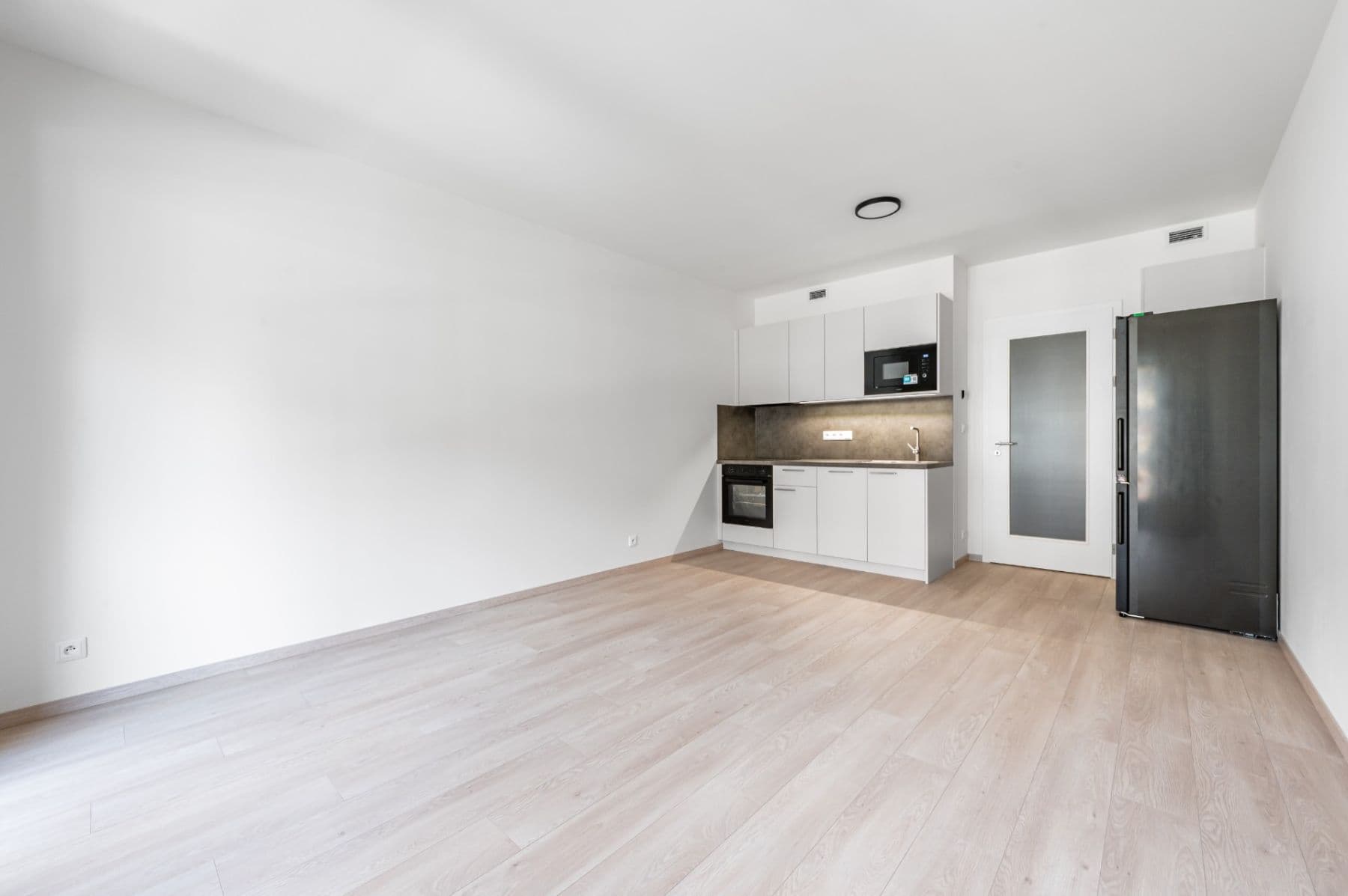 Prenájom bytu 1-izbový 33 m², Poděbradská, Praha, Praha Prenájom bytu 1-izbový 33 m², Poděbradská, Praha, Praha