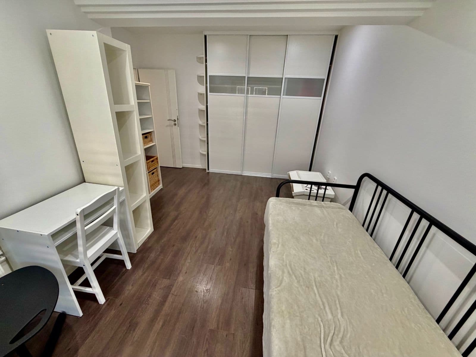 Prenájom bytu 4-izbový 104 m², Kvetná, Ružinov, Bratislavský kraj Prenájom bytu 4-izbový 104 m², Kvetná, Ružinov, Bratislavský kraj
