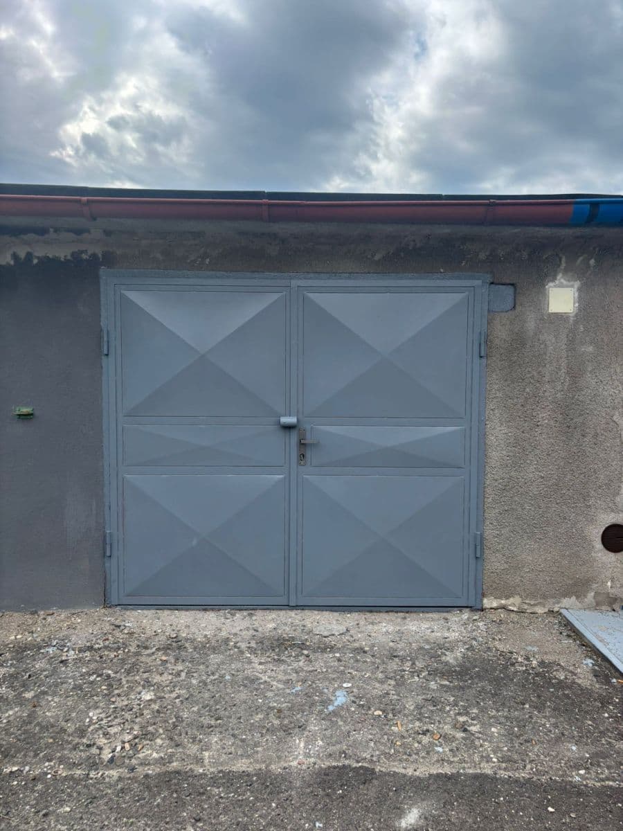 Predaj garáže 21 m², Černovická, Chomutov, Ústecký kraj Predaj garáže 21 m², Černovická, Chomutov, Ústecký kraj