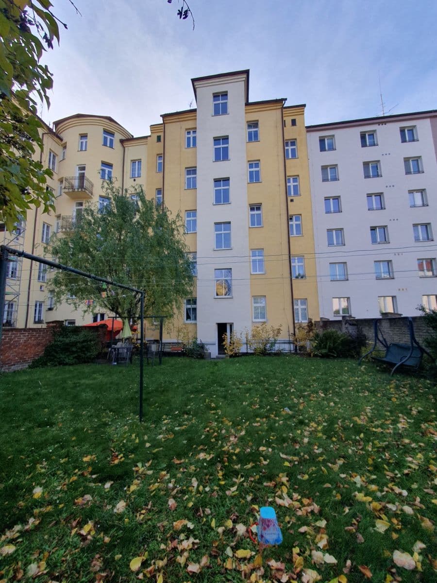 Predaj bytu 3-izbový 75 m², Alešova, Plzeň, Plzeňský kraj Predaj bytu 3-izbový 75 m², Alešova, Plzeň, Plzeňský kraj