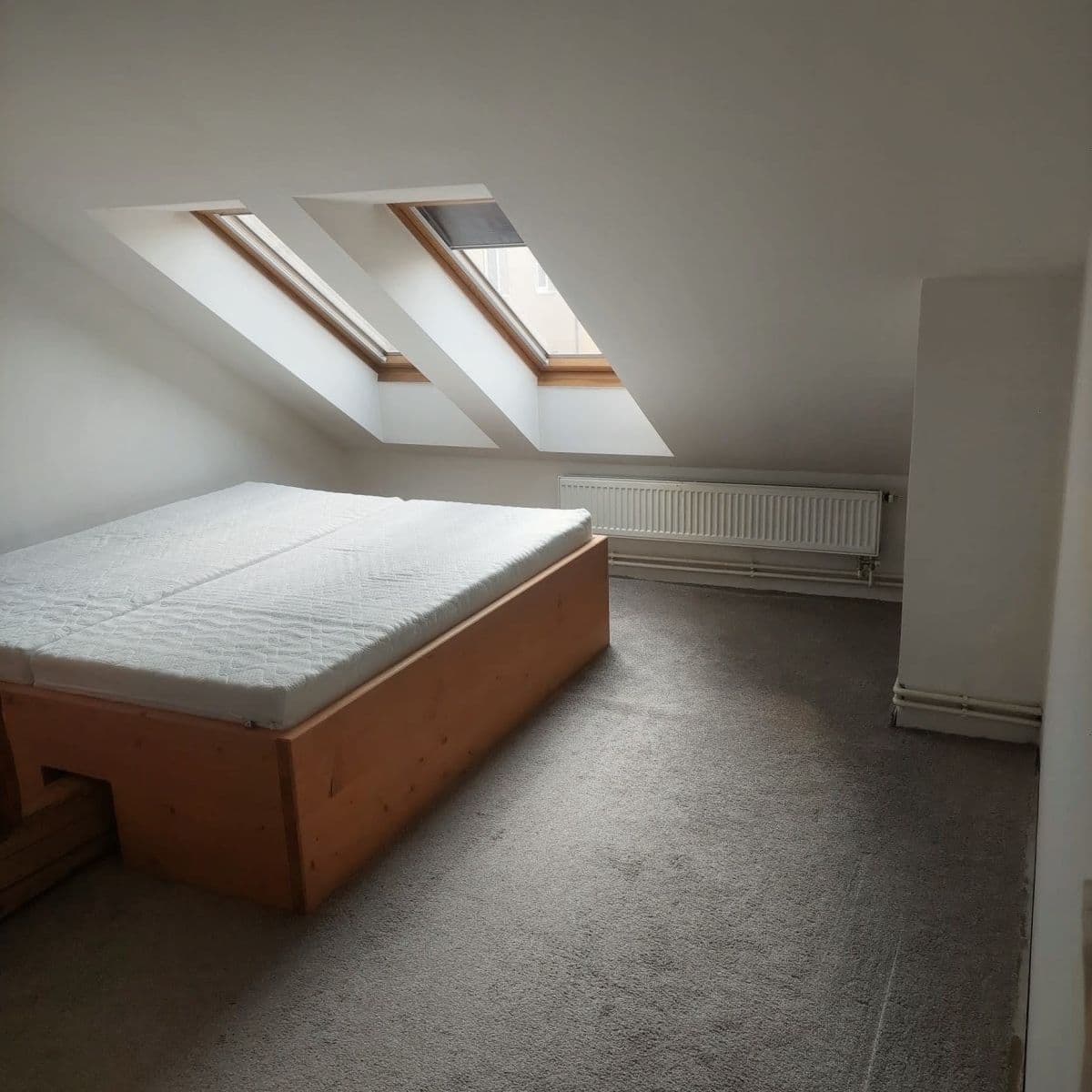Prenájom bytu 3-izbový 110 m², Turnovská, Praha, Praha Prenájom bytu 3-izbový 110 m², Turnovská, Praha, Praha