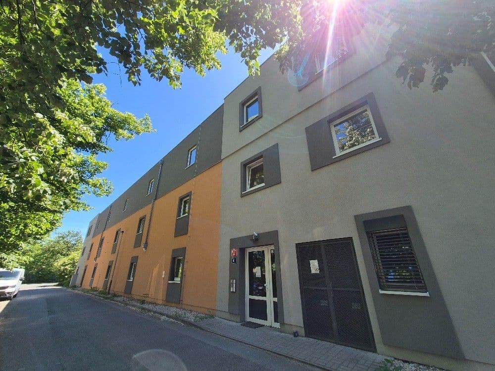 Prenájom bytu 1-izbový 17 m², U Lidového domu, Praha, Praha Prenájom bytu 1-izbový 17 m², U Lidového domu, Praha, Praha