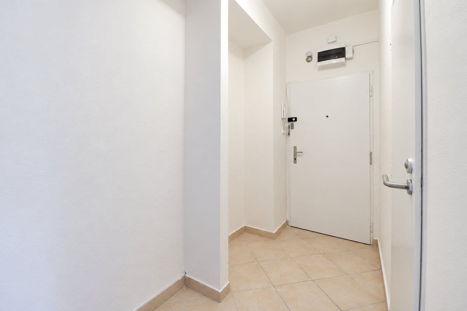 Prenájom bytu 2-izbový 50 m², Zelenečská, Praha, Praha Prenájom bytu 2-izbový 50 m², Zelenečská, Praha, Praha