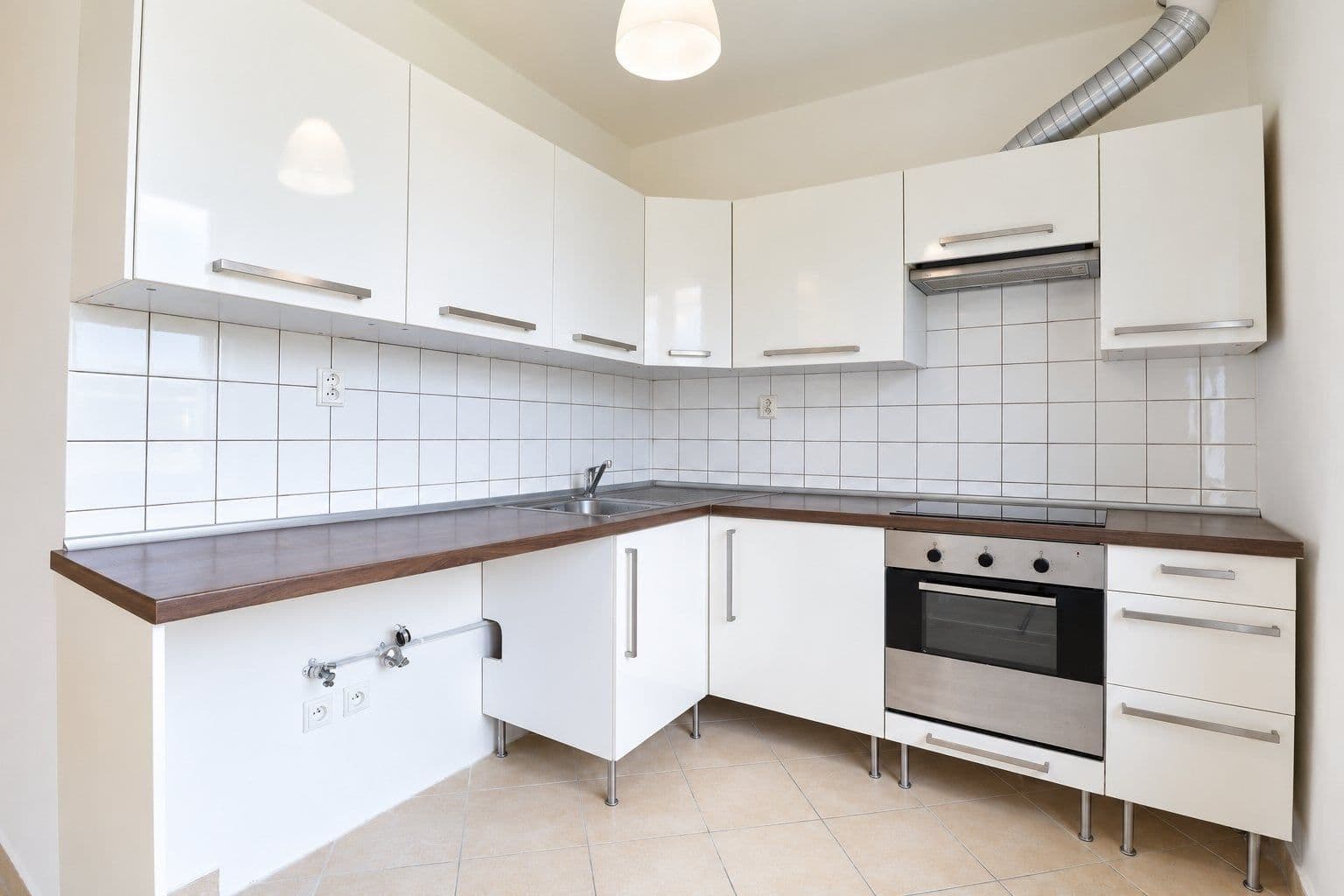 Prenájom bytu 2-izbový 50 m², Zelenečská, Praha, Praha Prenájom bytu 2-izbový 50 m², Zelenečská, Praha, Praha