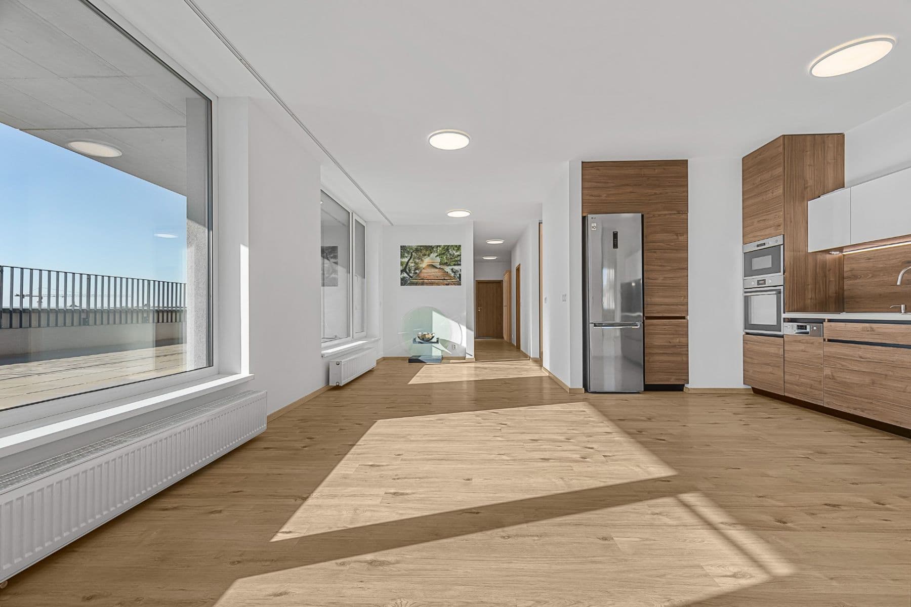 Predaj bytu 4-izbový 107 m², Fialová, Petržalka, Bratislavský kraj Predaj bytu 4-izbový 107 m², Fialová, Petržalka, Bratislavský kraj