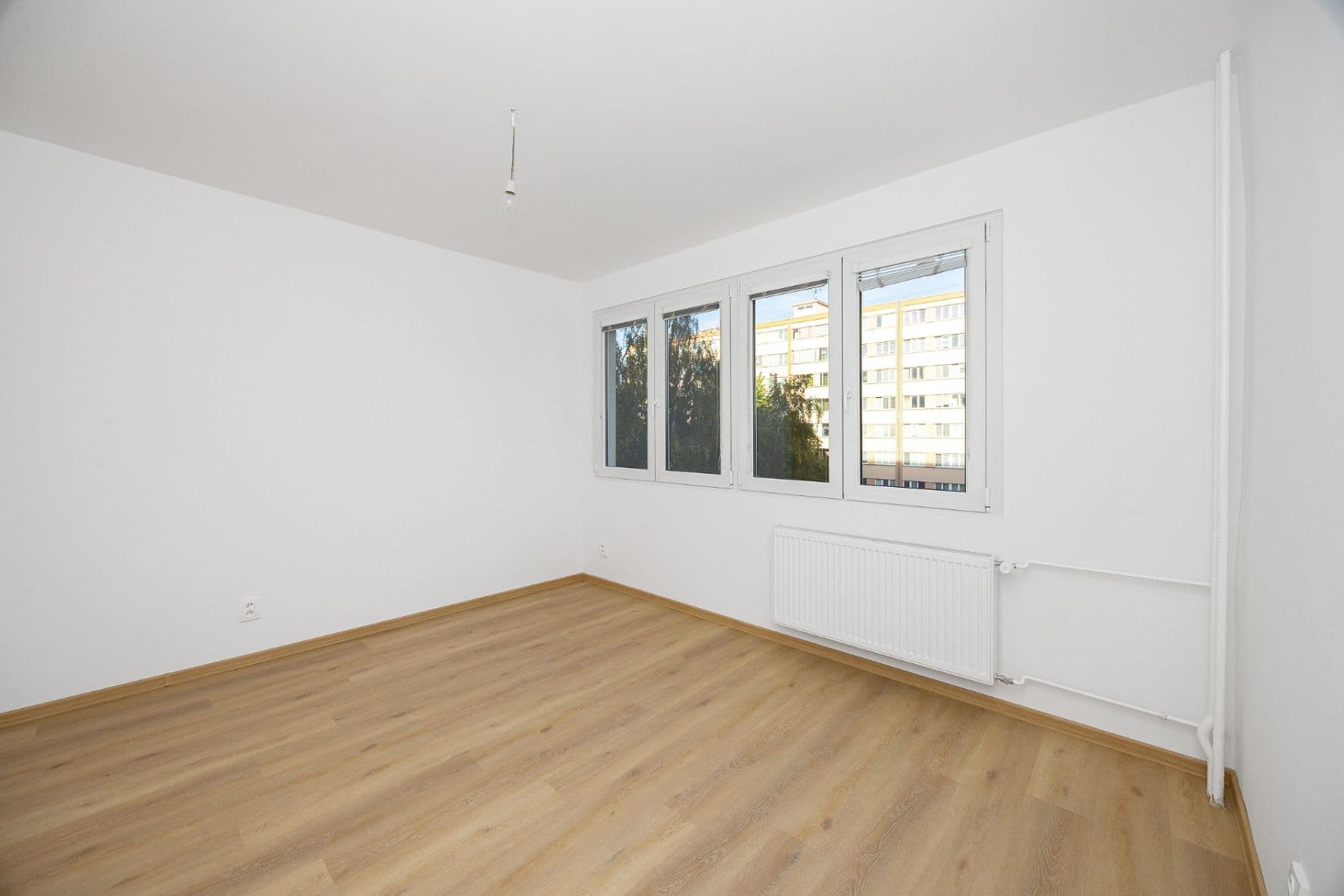 Predaj bytu 3-izbový 62 m², Ohrazenická, Pardubice, Pardubický kraj Predaj bytu 3-izbový 62 m², Ohrazenická, Pardubice, Pardubický kraj