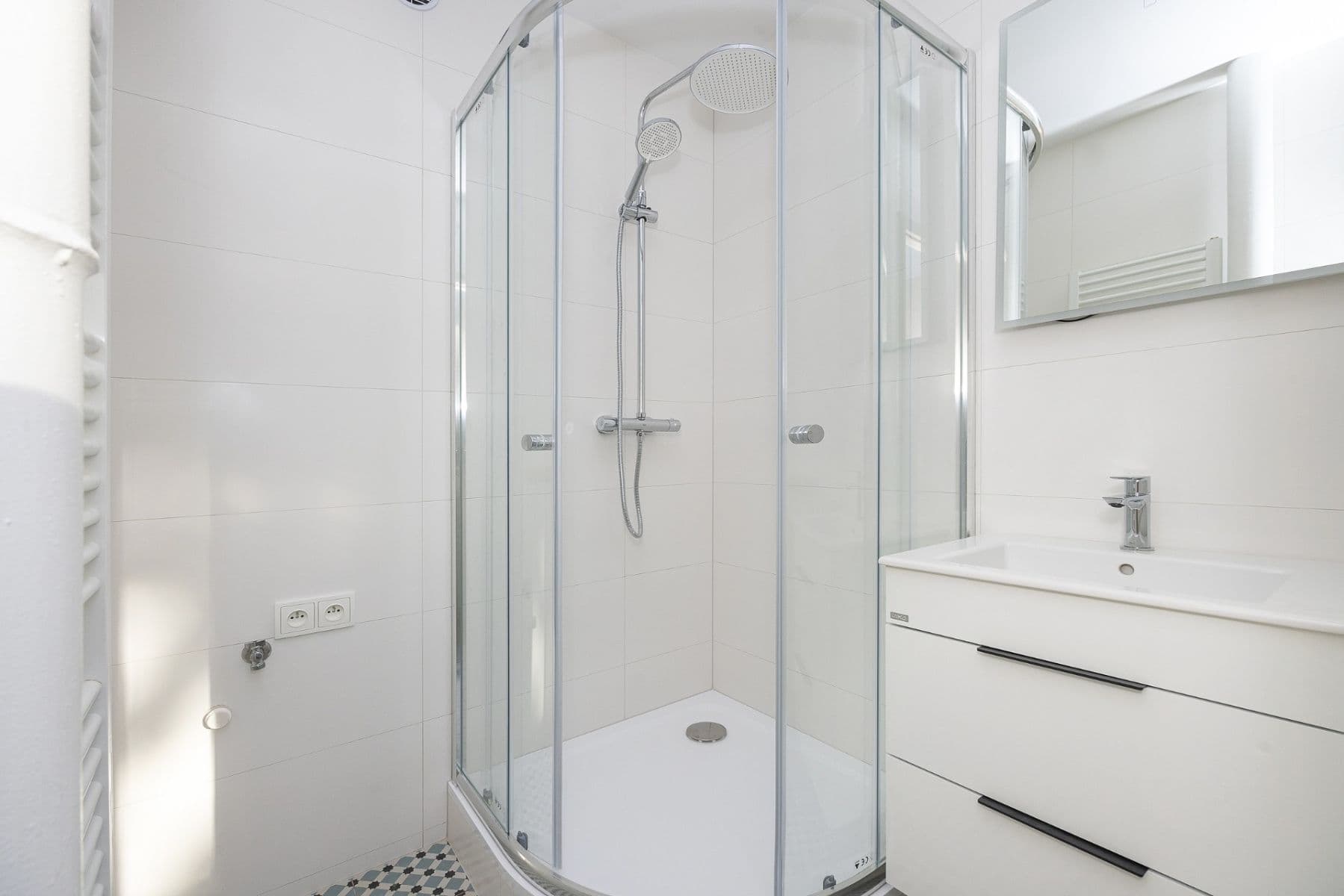 Predaj bytu 3-izbový 62 m², Ohrazenická, Pardubice, Pardubický kraj Predaj bytu 3-izbový 62 m², Ohrazenická, Pardubice, Pardubický kraj