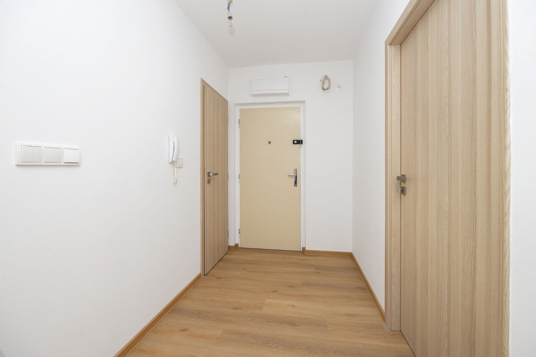 Predaj bytu 3-izbový 62 m², Ohrazenická, Pardubice, Pardubický kraj Predaj bytu 3-izbový 62 m², Ohrazenická, Pardubice, Pardubický kraj