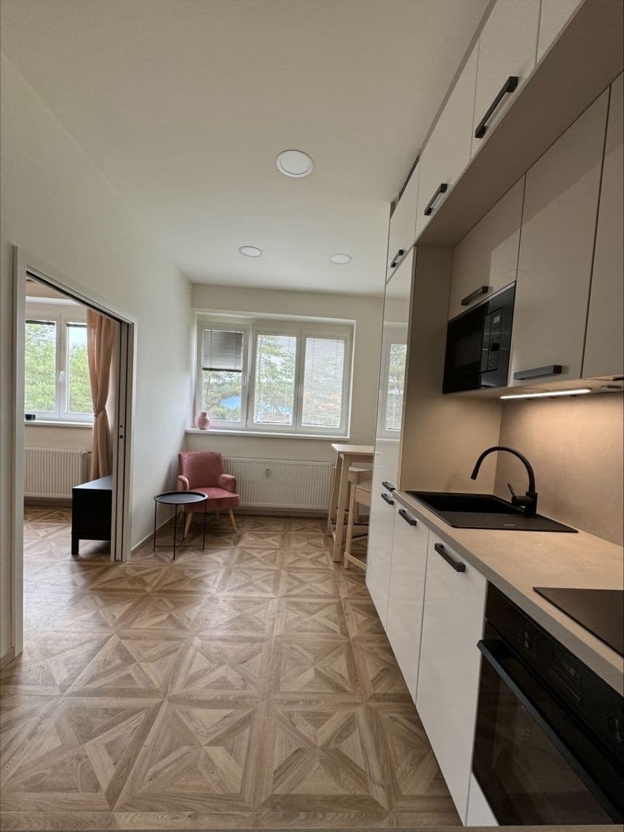 Predaj bytu 2-izbový 42 m², Čihákova, Praha, Praha Predaj bytu 2-izbový 42 m², Čihákova, Praha, Praha