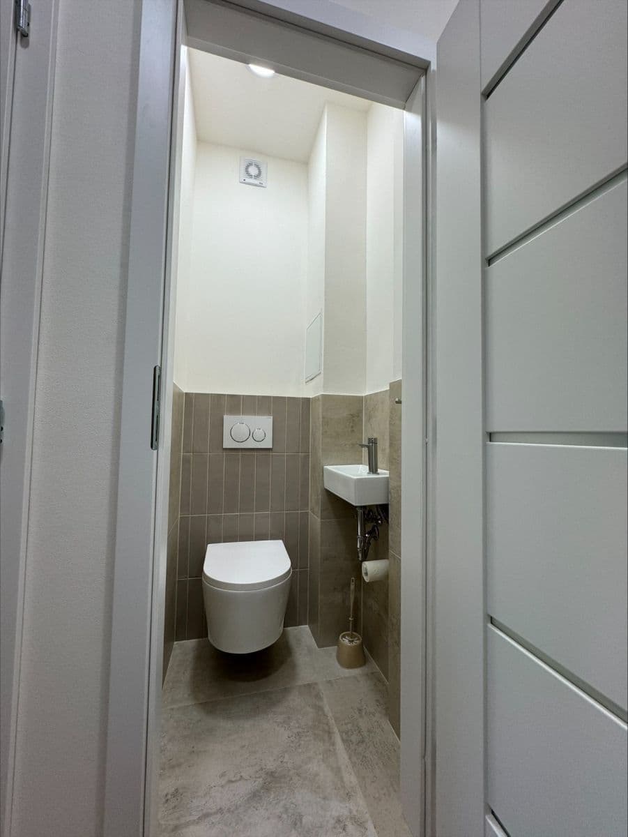 Predaj bytu 2-izbový 42 m², Čihákova, Praha, Praha Predaj bytu 2-izbový 42 m², Čihákova, Praha, Praha