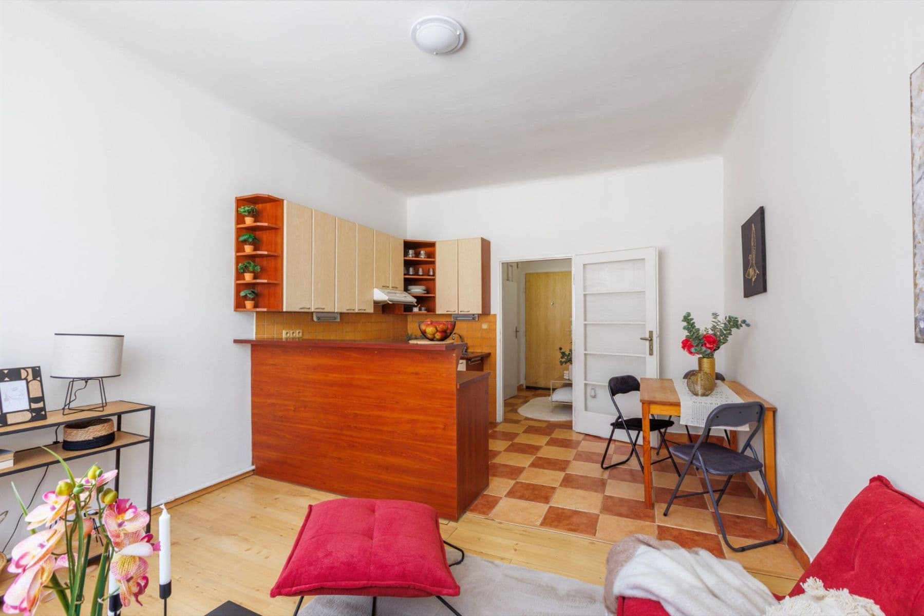Prenájom bytu 1-izbový 27 m², Záběhlická, Praha, Praha Prenájom bytu 1-izbový 27 m², Záběhlická, Praha, Praha