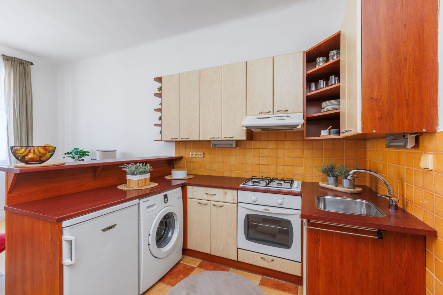 Prenájom bytu 1-izbový 27 m², Záběhlická, Praha, Praha Prenájom bytu 1-izbový 27 m², Záběhlická, Praha, Praha