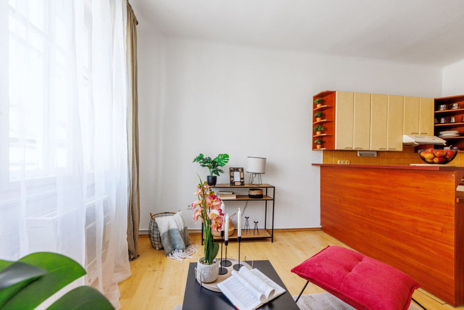 Prenájom bytu 1-izbový 27 m², Záběhlická, Praha, Praha Prenájom bytu 1-izbový 27 m², Záběhlická, Praha, Praha