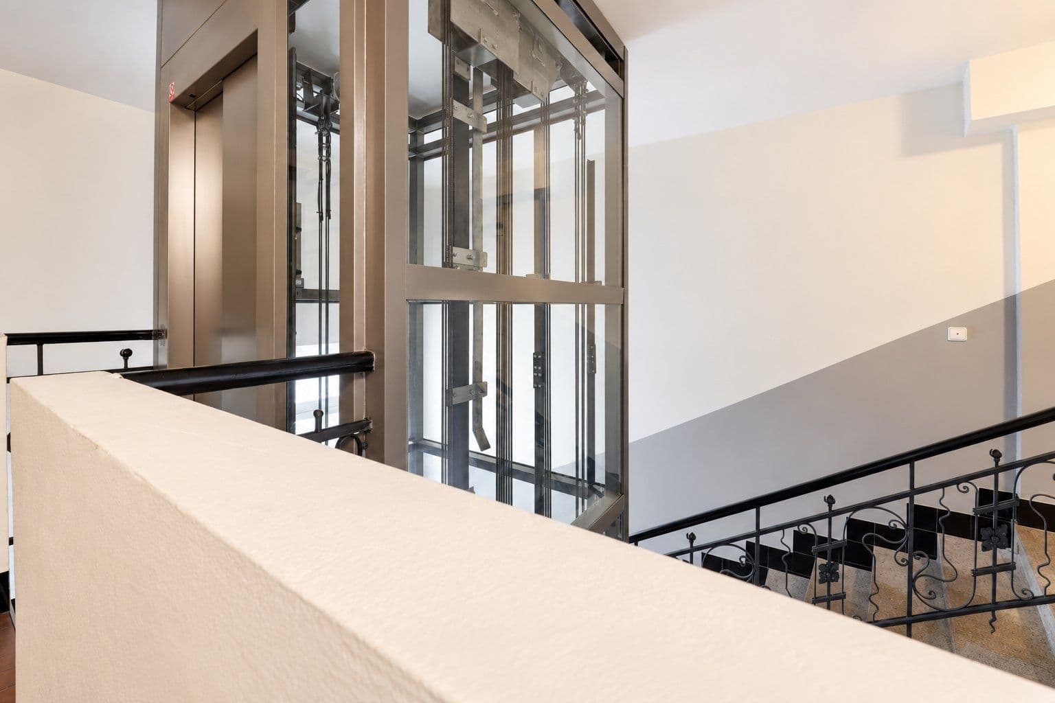 Prenájom bytu 4-izbový 93 m², Urxova, Praha, Praha Prenájom bytu 4-izbový 93 m², Urxova, Praha, Praha