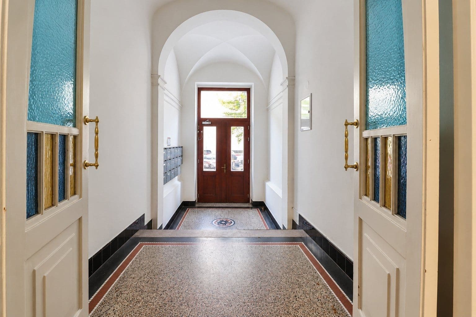 Prenájom bytu 4-izbový 93 m², Urxova, Praha, Praha Prenájom bytu 4-izbový 93 m², Urxova, Praha, Praha