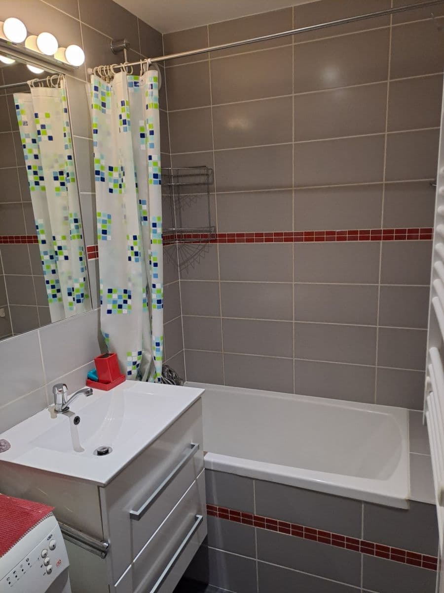 Predaj bytu 2-izbový 43 m², K Dolům, Praha, Praha Predaj bytu 2-izbový 43 m², K Dolům, Praha, Praha