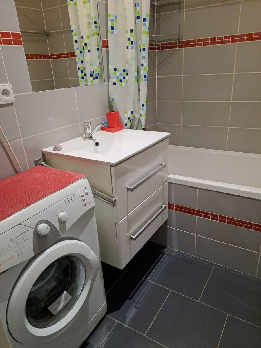 Predaj bytu 2-izbový 43 m², K Dolům, Praha, Praha Predaj bytu 2-izbový 43 m², K Dolům, Praha, Praha