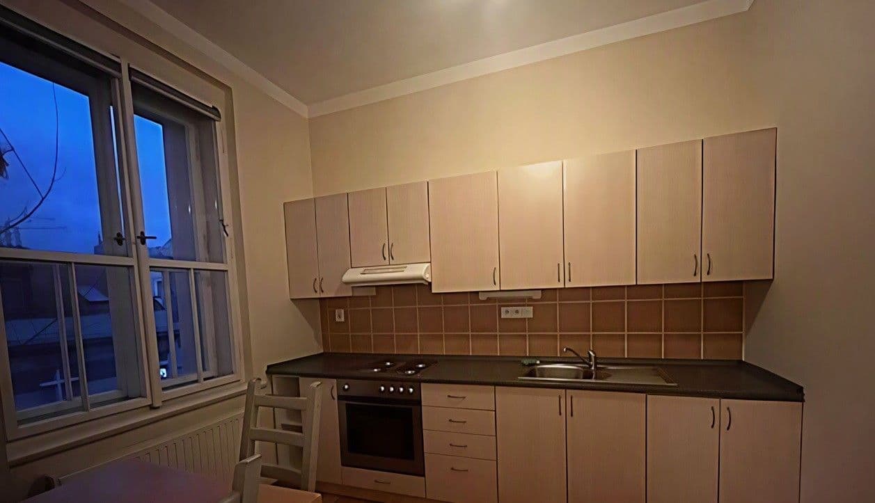 Prenájom bytu 1-izbový 40 m², Na Václavce, Praha, Praha Prenájom bytu 1-izbový 40 m², Na Václavce, Praha, Praha