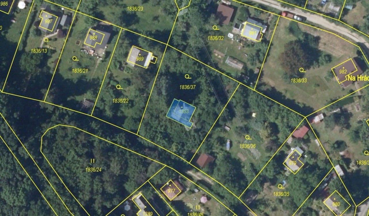 Predaj rekreačného objektu 66 m², pozemok 1.033 m², Jílové u Prahy, Středočeský kraj Predaj rekreačného objektu 66 m², pozemok 1.033 m², Jílové u Prahy, Středočeský kraj
