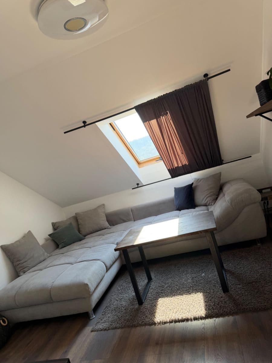 Prenájom bytu 3-izbový 78 m², Doležalova, Brno, Jihomoravský kraj Prenájom bytu 3-izbový 78 m², Doležalova, Brno, Jihomoravský kraj