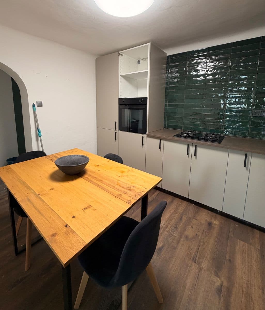 Prenájom bytu 3-izbový 78 m², Doležalova, Brno, Jihomoravský kraj Prenájom bytu 3-izbový 78 m², Doležalova, Brno, Jihomoravský kraj