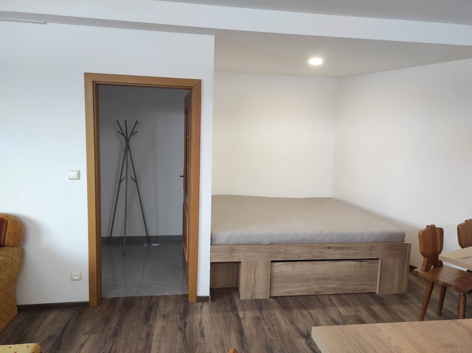 Prenájom bytu 1-izbový 38 m², Podkomorská, Brno, Jihomoravský kraj Prenájom bytu 1-izbový 38 m², Podkomorská, Brno, Jihomoravský kraj