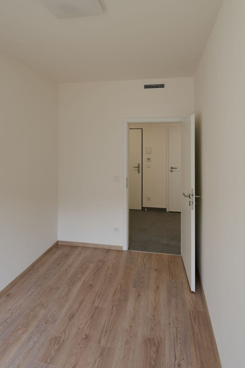 Prenájom bytu 3-izbový 63 m², Arnošta Staňka, Praha, Praha Prenájom bytu 3-izbový 63 m², Arnošta Staňka, Praha, Praha