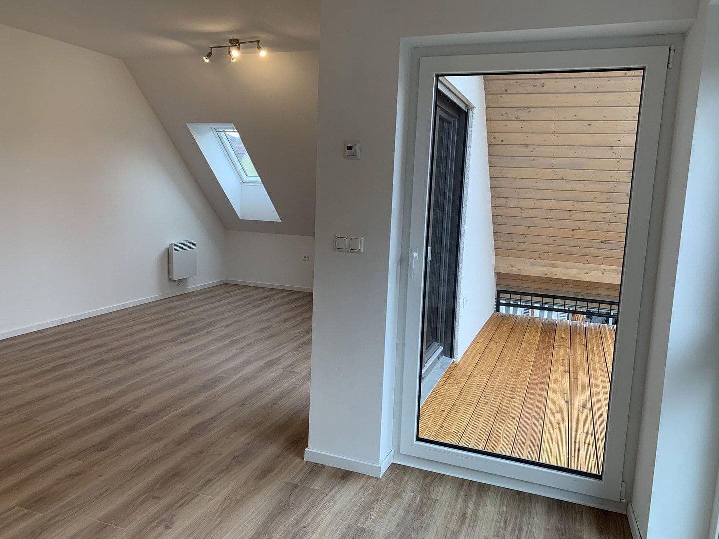 Prenájom bytu 3-izbový 75 m², Kirchstraße 26d, Ober-Ramstadt, Hesensko Prenájom bytu 3-izbový 75 m², Kirchstraße 26d, Ober-Ramstadt, Hesensko