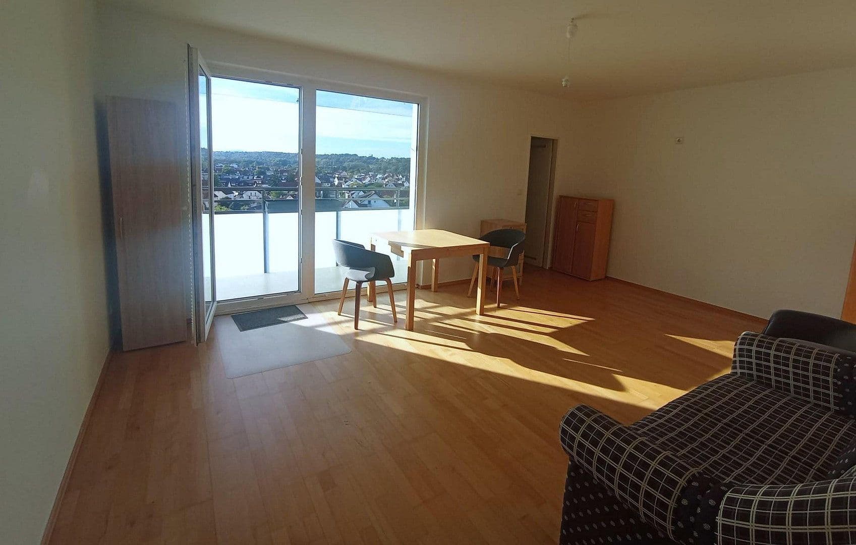 Prenájom bytu 2-izbový 56 m², Am Kreuzstein, Maintal, Hesensko Prenájom bytu 2-izbový 56 m², Am Kreuzstein, Maintal, Hesensko